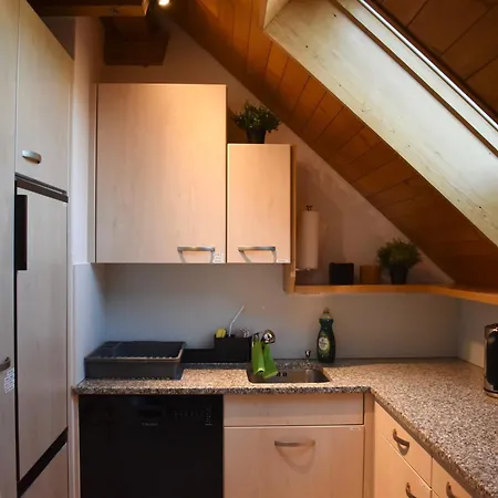 The Building 6 Loft Apartman *