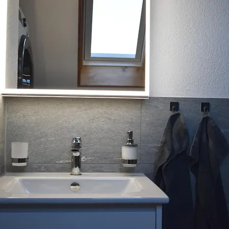 The Building 6 Loft * Spiez