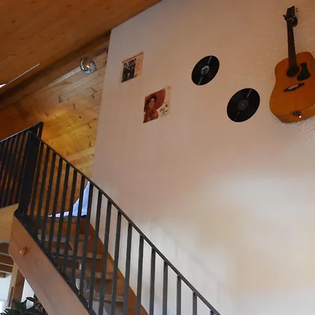 The Building 6 Loft Apartment Spiez